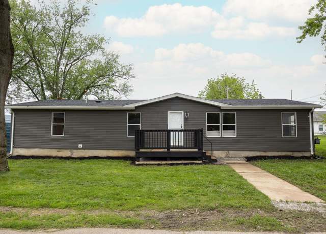 Property at 25 Vernon Ave, London, OH 43140, 3 beds, 2 baths