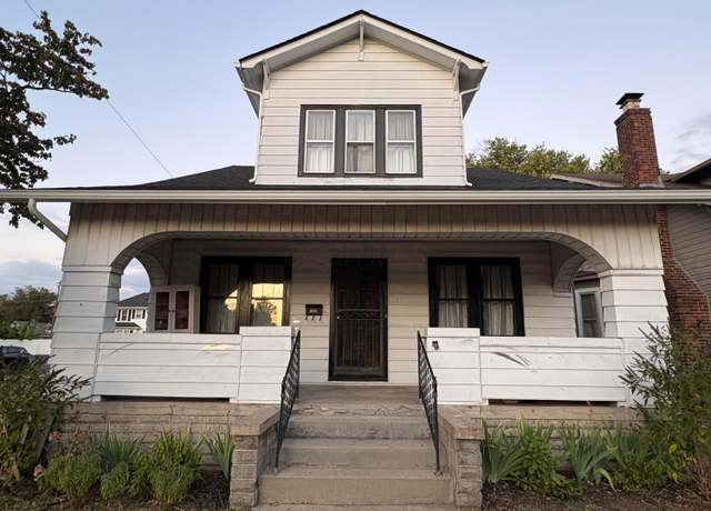 Property at 265 N High St, Chillicothe, OH 45601, 5 beds, 2.5 baths