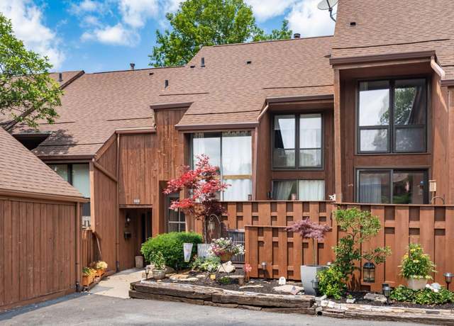 Photo of 4958 Wintersong Ln, Westerville, OH 43081