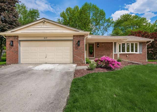 Property at 617 Codrington Cir, Columbus, OH 43230, 4 beds, 2.5 baths