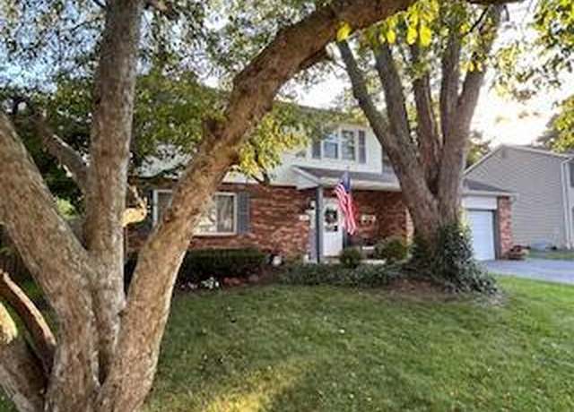 Property at 295 Parkwood Ave, Pickerington, OH 43147, 3 beds, 2.5 baths