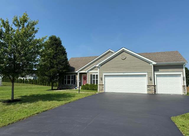 Property at 217 Warbler Ct, Pickerington, OH 43147, 3 beds, 2 baths