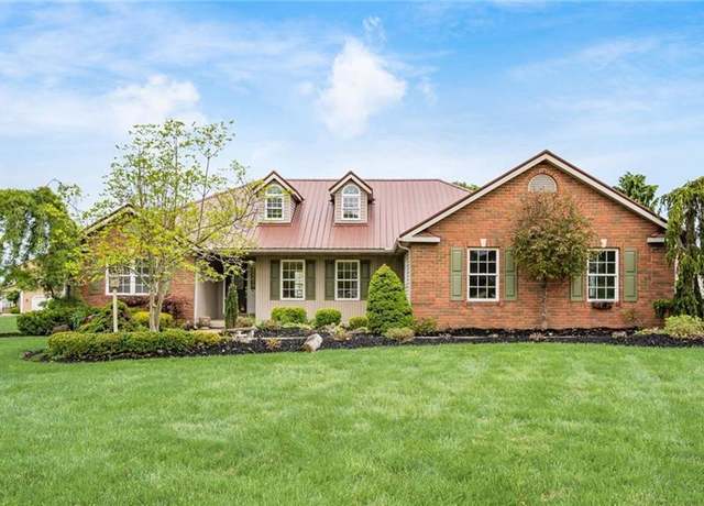 Property at 5365 Pine Valley Dr, Zanesville, OH 43701, 3 beds, 3 baths