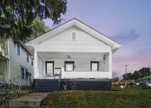 Property at 1435 Bluff St, Zanesville, OH 43701, 2 beds, 1 bath