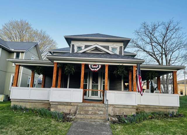 Property at 415 S Market St, Danville, OH 43014, 4 beds, 2 baths