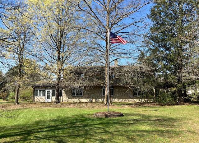 Property at 6980 S Old State Rd, Lewis Center, OH 43035, 4 beds, 2.5 baths