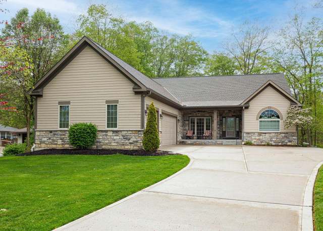 Property at 845 Clotts Rd, Columbus, OH 43230, 3 beds, 2.5 baths