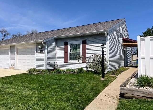 Property at 120 Delmar Ave, Newark, OH 43055, 2 beds, 2 baths