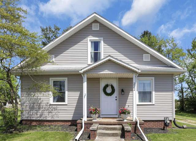 Property at 222 S School St, Amanda, OH 43102, 3 beds, 2 baths