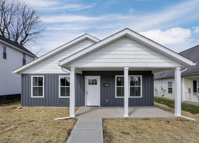 Property at 333 N 10th St, Newark, OH 43055, 3 beds, 2.5 baths