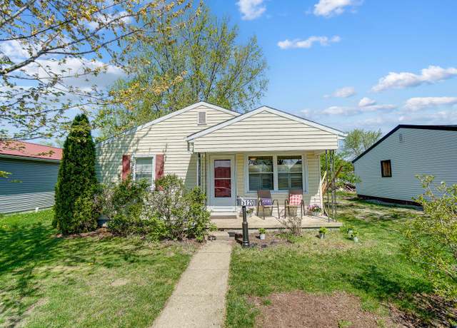 Property at 1120 E Paint St, Washington Court House, OH 43160, 2 beds, 1 bath