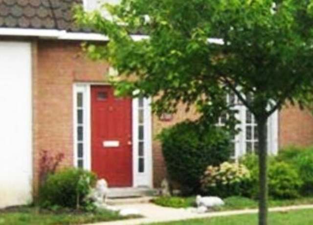 Photo of 2785 Chateau Cir #69, Upper Arlington, OH 43221