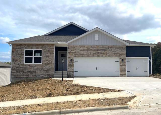 Property at 2195 Overlook Way, Newark, OH 43055, 3 beds, 2 baths