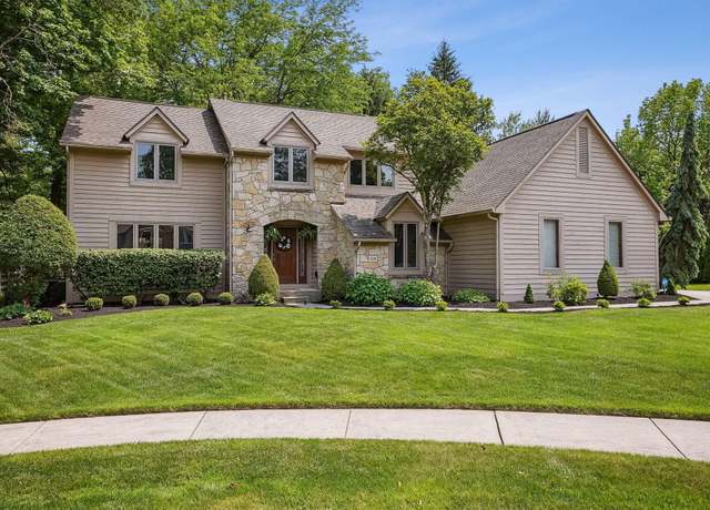 Property at 168 Meadow Ridge Ct, Powell, OH 43065, 5 beds, 2.5 baths