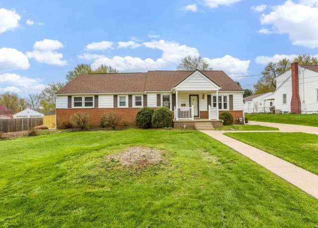 Property at 1738 W Chestnut St, Lancaster, OH 43130, 4 beds, 3 baths