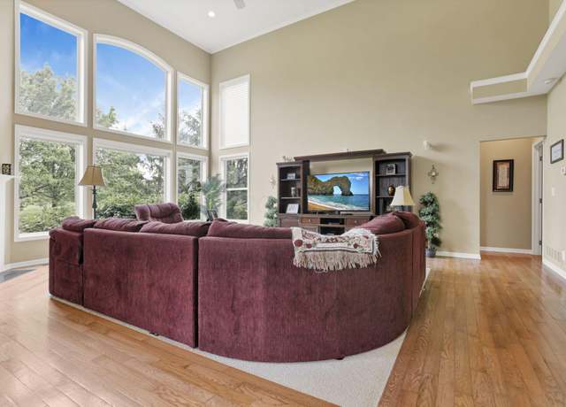 Photo of 8708 Belworth Sq, New Albany, OH 43054