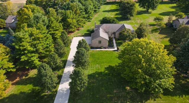 Photo of 1965 Upper Valley Dr, West Jefferson, OH 43162