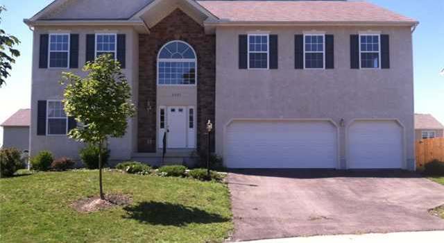 Photo of 2081 Ravine Pl, Reynoldsburg, OH 43068