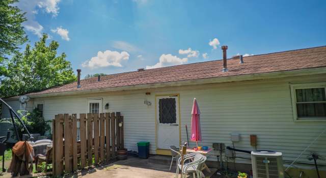 Photo of 5768-5770 Stormcroft Ave, Westerville, OH 43081