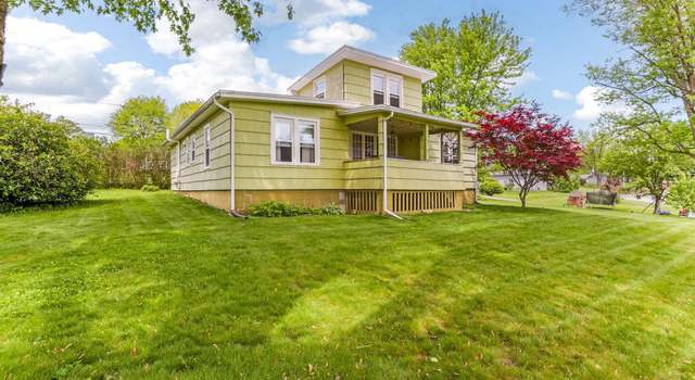 Photo of 200 Mckinley Ave, New Lexington, OH 43764