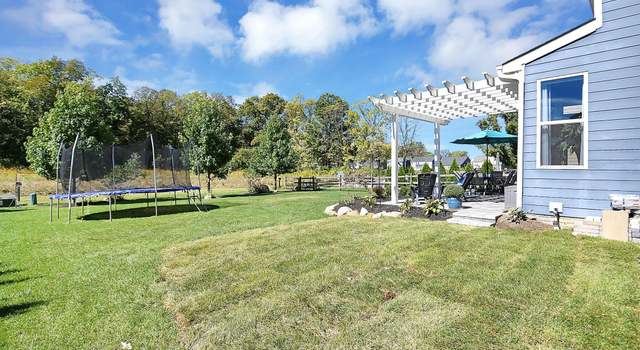 Photo of 3461 Woodland Dr, Hilliard, OH 43026
