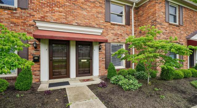 Photo of 996 Chatham Ln Unit E, Columbus, OH 43221