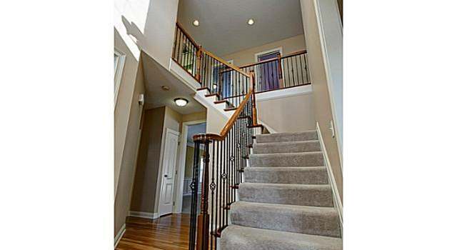 Photo of 6441 Port Ct, Lewis Center, OH 43035