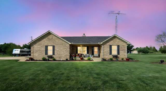 Photo of 2611 S Parkview Rd, Mechanicsburg, OH 43044