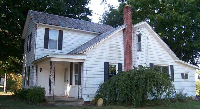 Photo of 419 N Goodbread St, Nevada, OH 44849