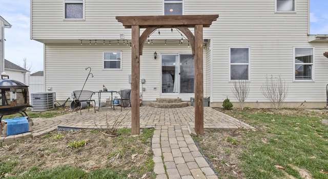 Photo of 1863 Ashburn Dr, Delaware, OH 43015