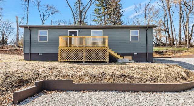 Photo of 1427 Saint Charles St, Zanesville, OH 43701