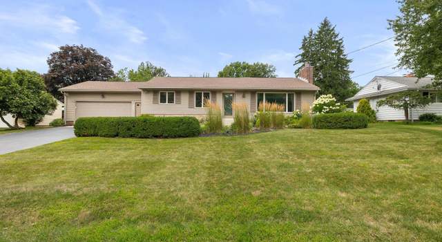 Photo of 884 Ridge Rd, Ashland, OH 44805