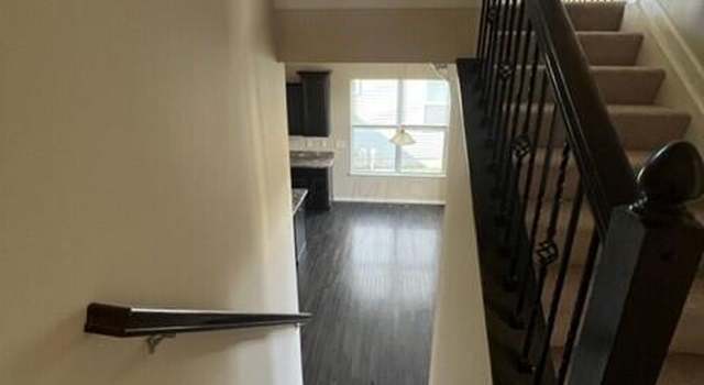 Photo of 898 Orwell St, Lithopolis, OH 43136