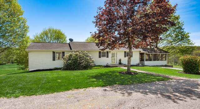 Photo of 1305 Cooperriders Rd NW, Somerset, OH 43783