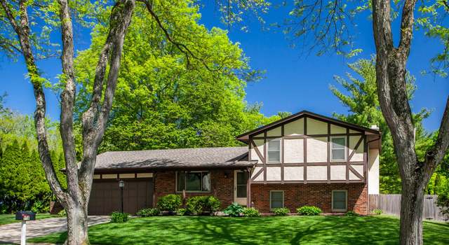 Photo of 912 Middlebury Dr S, Worthington, OH 43085