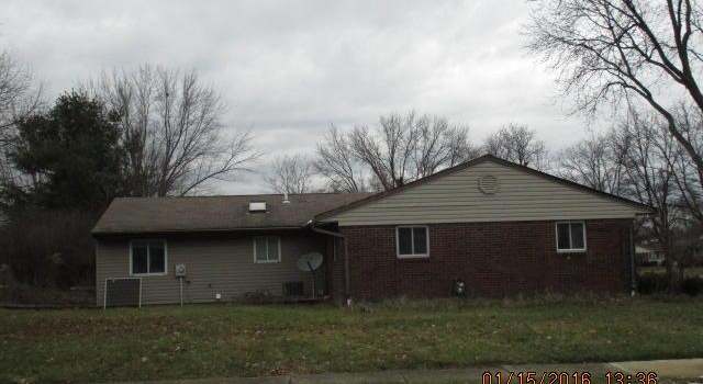 Photo of 767 Pointview Dr, Westerville, OH 43081