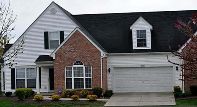 Photo of 8548 Lazelle Village Dr, Lewis Center, OH 43035