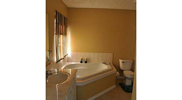 Photo of 8548 Lazelle Village Dr, Lewis Center, OH 43035