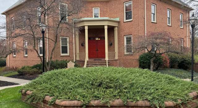 Photo of 134 Northwoods Blvd Unit B1, Columbus, OH 43235