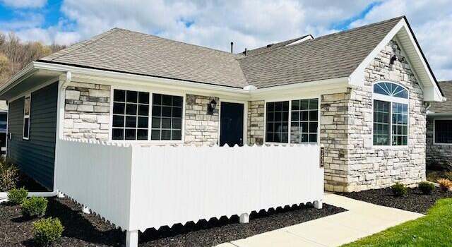 Photo of 732 Whitetail Loop, Newark, OH 43055