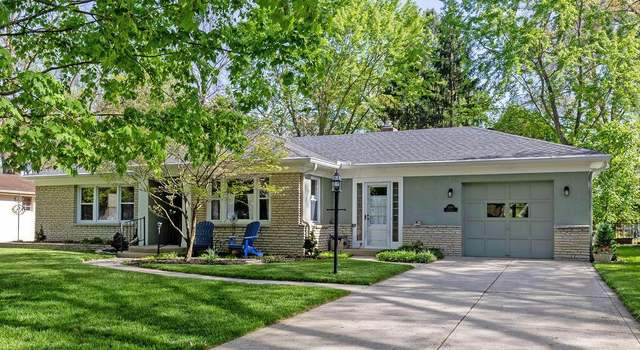 Photo of 247 W Southington Ave, Columbus, OH 43085
