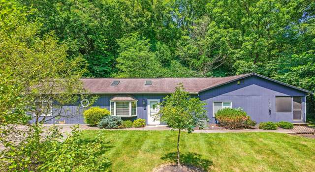 Photo of 9766 Stickle Rd, Saint Louisville, OH 43071