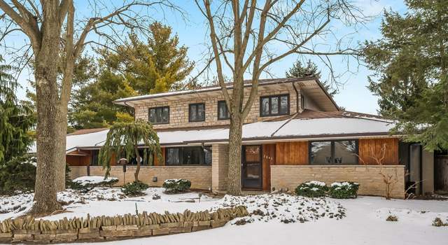 Photo of 2840 Doncaster Rd, Columbus, OH 43221