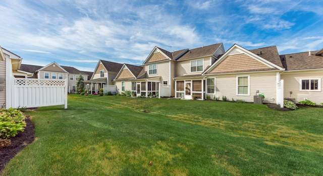 Photo of 4571 Tremont Club Dr Unit 30-457, Hilliard, OH 43026