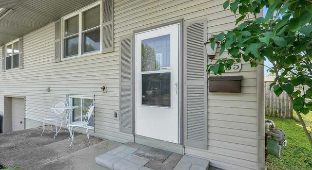 Photo of 3935 Hillman Rd W, Columbus, OH 43207