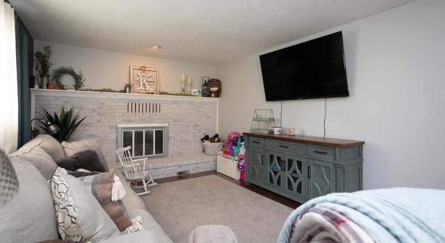 Photo of 120 Shannon Dr, Pickerington, OH 43147
