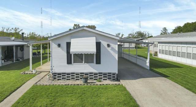 Photo of 990 Jerry Lee Dr, Obetz, OH 43207