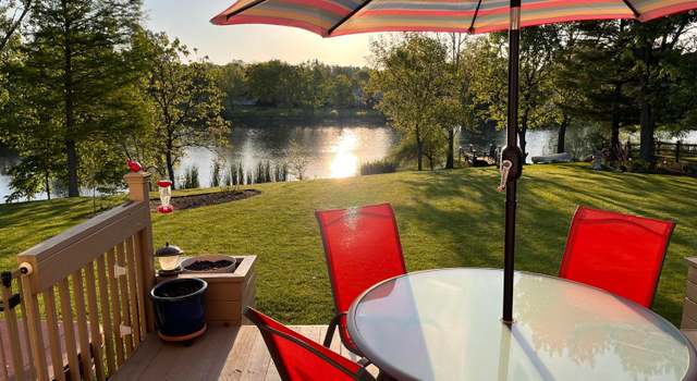 Photo of 488 Springwood Lake Dr, Columbus, OH 43230