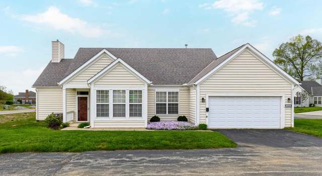 Photo of 6033 Naughten Pond Dr, Columbus, OH 43213