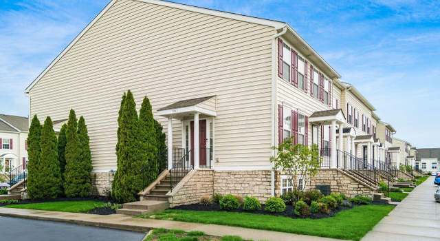 Photo of 7061 Hill Gail Dr, New Albany, OH 43054